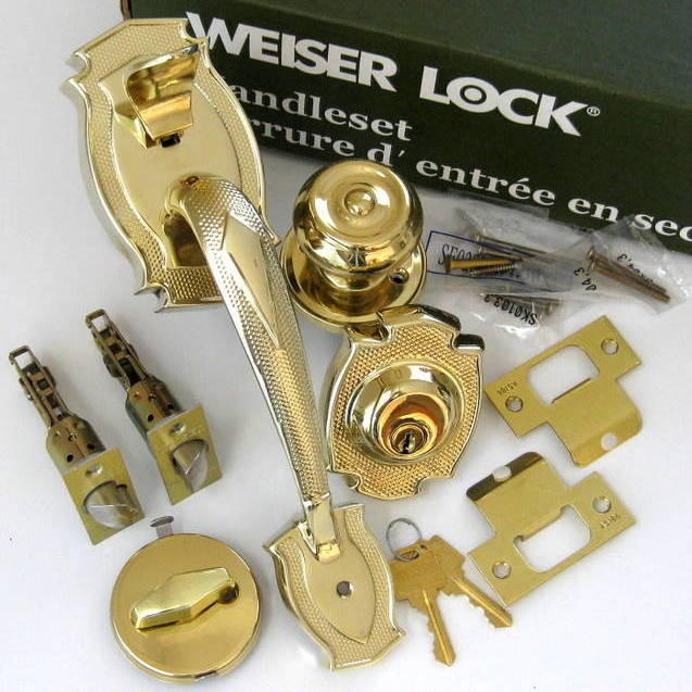 Weiser Heritage Polished Brass Entry Door Handle Set Deadbolt Lock
