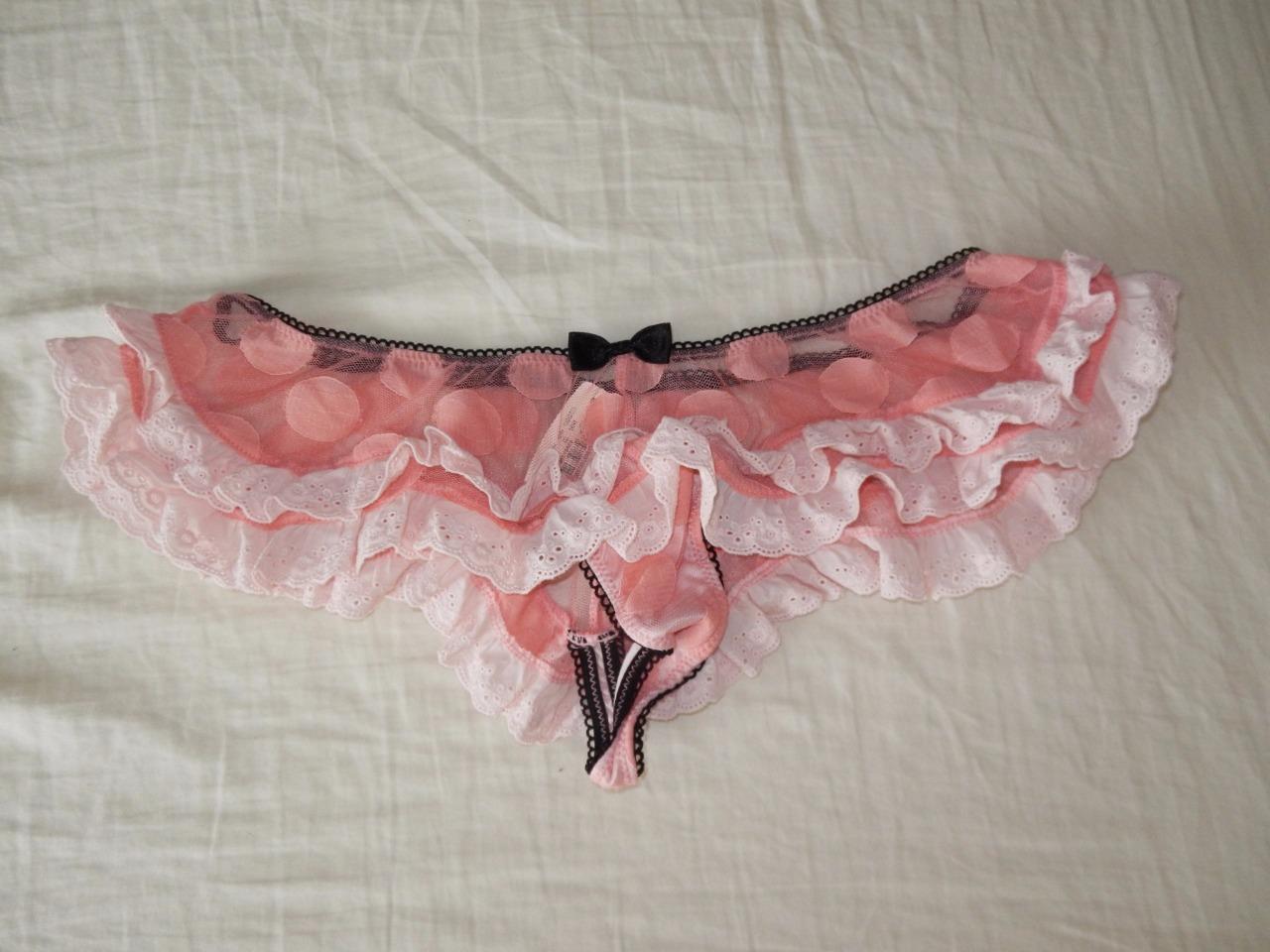 New Women's Victoria's Secret Underwear Sizes S, M NWT Various