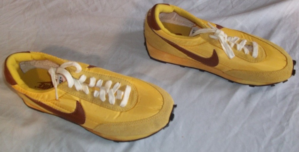 nike daybreak classic