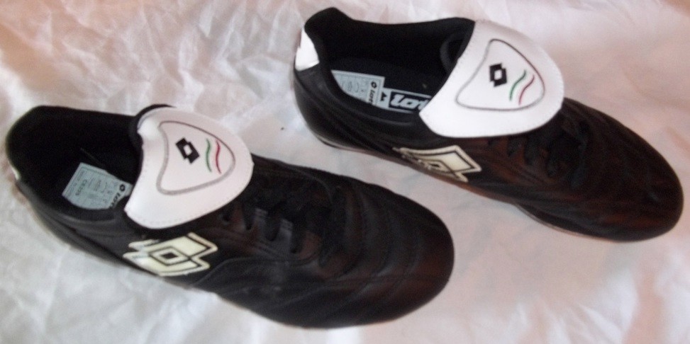 Crampons Lotto Football Chaussures De Foot Lotto Solista 200 III FG