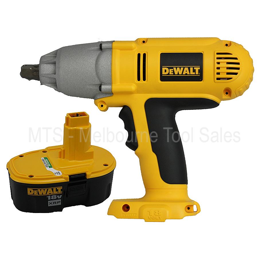 DEWALT DW059 18V CORDLESS 1/2" IMPACT WRENCH NANO BASE WITH DC9096