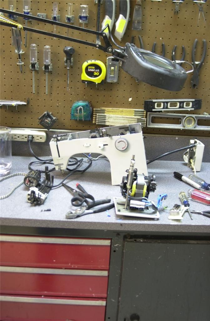 EXC ELNA SU SUPER 62C SEWING MACHINE CAMS & ACC SERVICED W/ WARRANTY