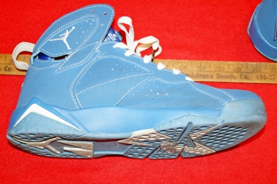retro 7 light blue