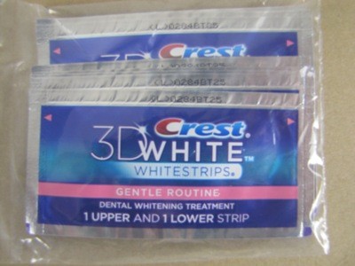 Crest 3d 18 Gentle Routine Whitestrips Whitening Strips On Popscreen