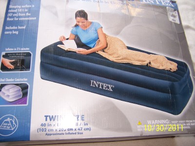  Price Raised   on New  Intex Twin Raised Airbed Air Mattress Bed   Size 40 X80 X18 5