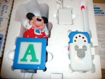 Nursery Monitor on Disney S Mickey Mouse Nursery Baby Monitor Safety 1st New In Open Box