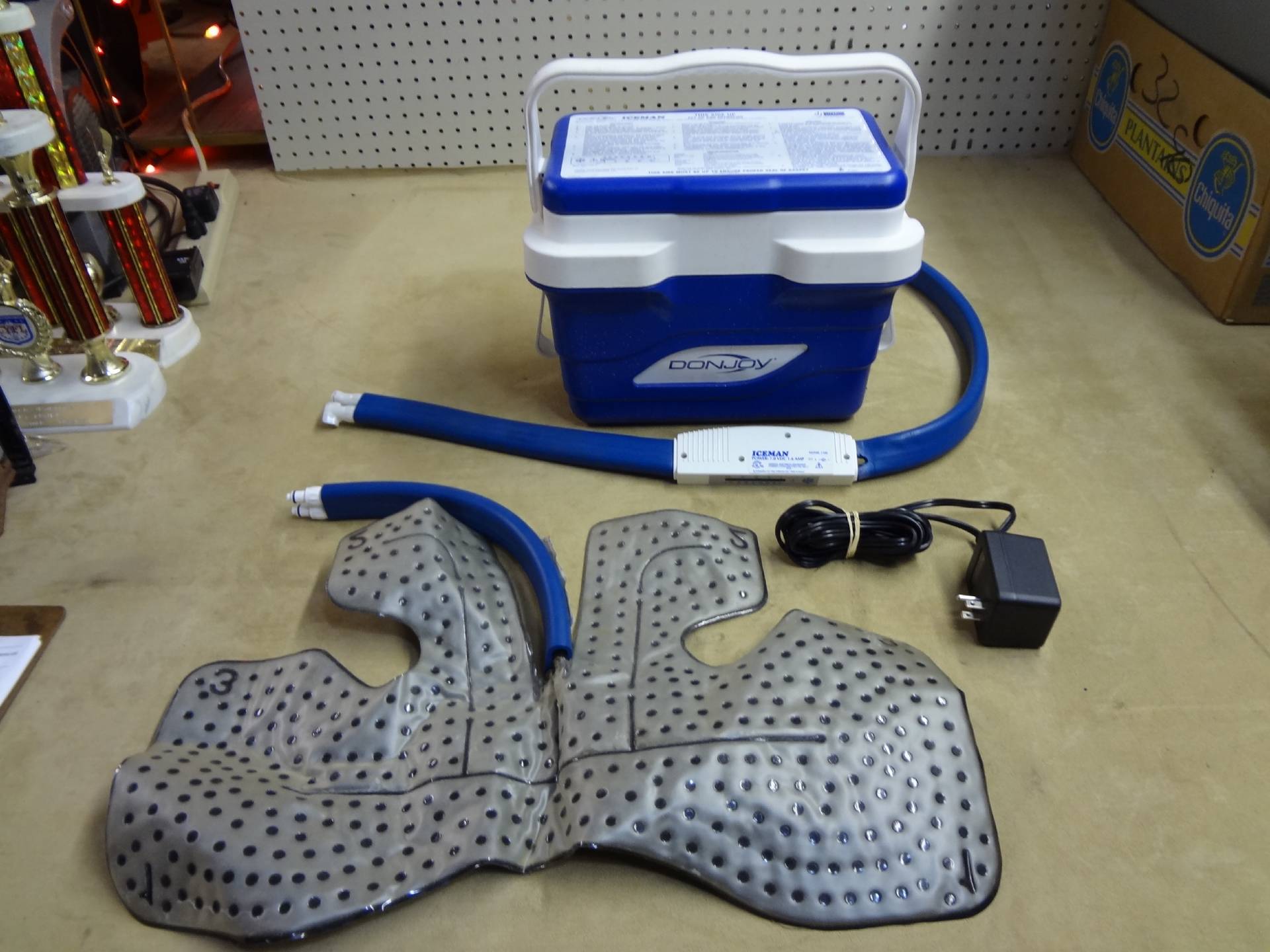 DONJOY Iceman Model 1100 water circulating Cold Therapy Unit Shoulder