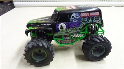 grave digger remote car