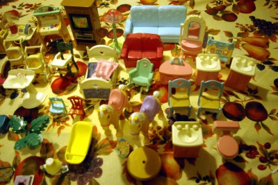 Loving Family Dollhouse Furniture Sets on Fisher Price Loving Family Huge Set Of Furniture Over 75 Pieces   Ebay