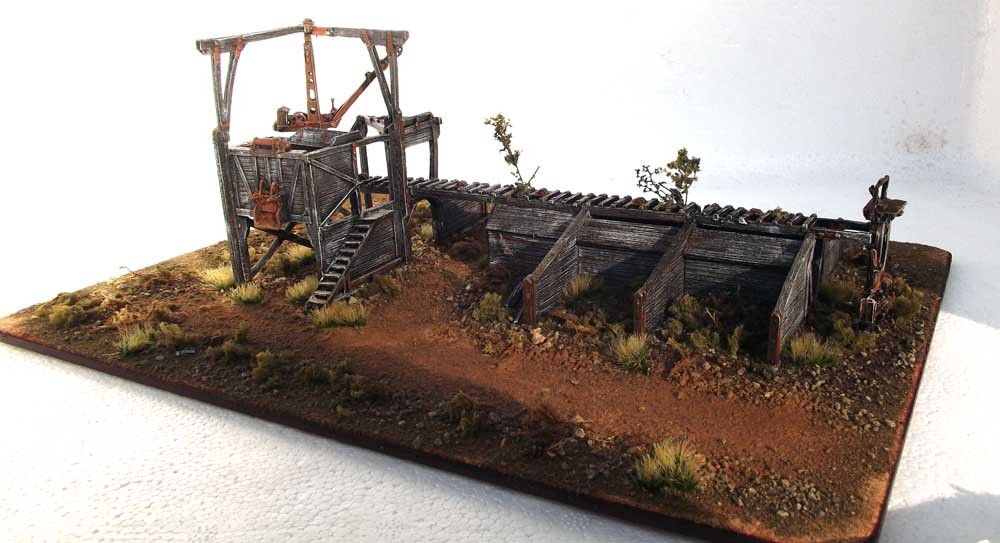 QUARRY, MINE OR COAL STAGE STRUCTURE DIORAMA ABANDONED AND DILAPIDATED