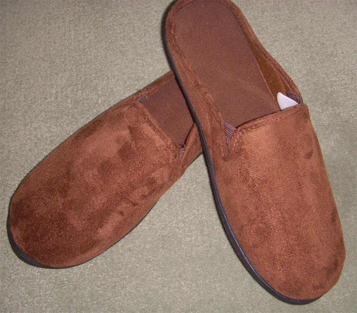 Men's Totes Isotoner BROWN Microsuede Slipper Lt Wt NEW eBay