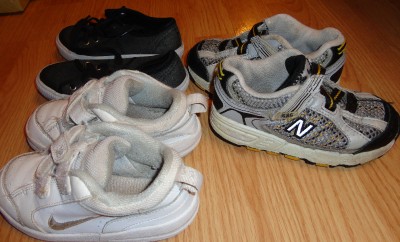 Boys Nike Shoes on Boys Nike New Balance Canvas Shoes Lot Size 9   Ebay