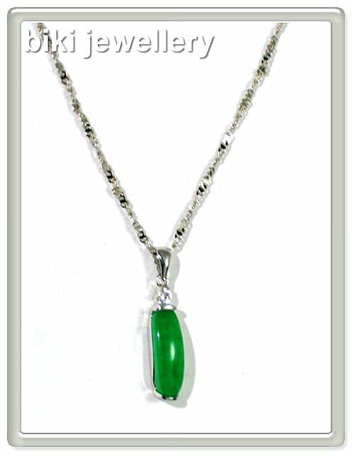 White gold EP chain  green Jade pendant necklace