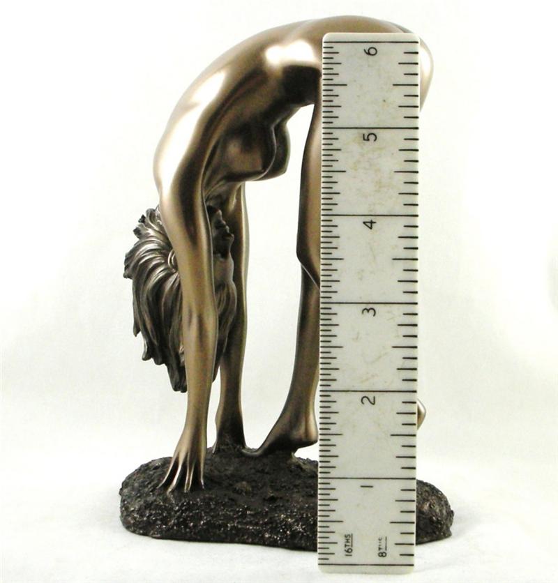 eBay Image Hosting at www.auctiva.com