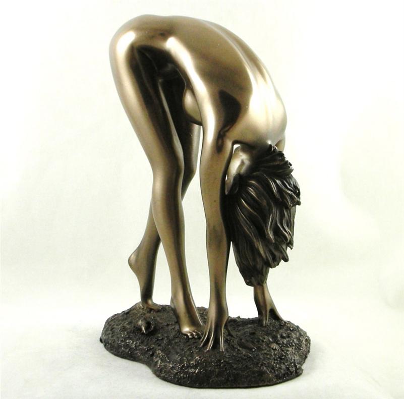 eBay Image Hosting at www.auctiva.com