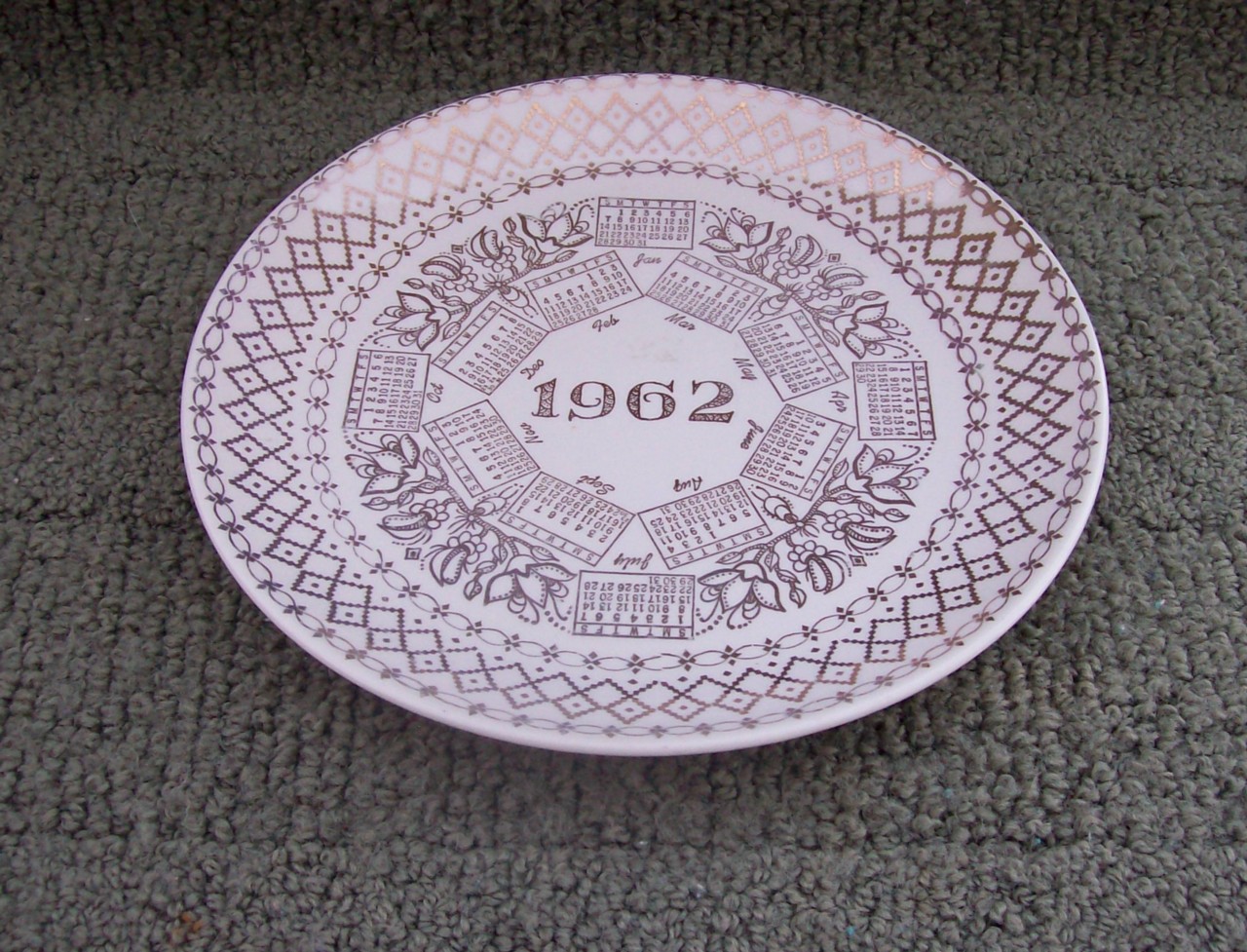 Calendar Plate 1962 10 EBay