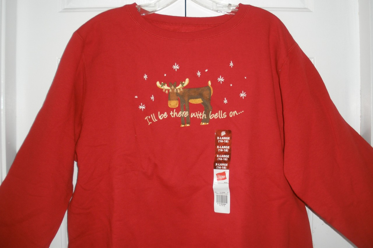 hanes women's red sweatshirt
