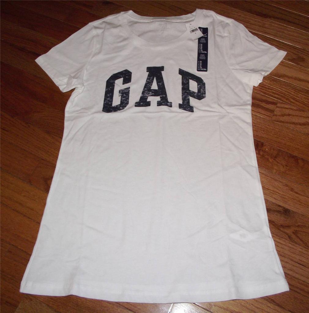 gap t shirt logo