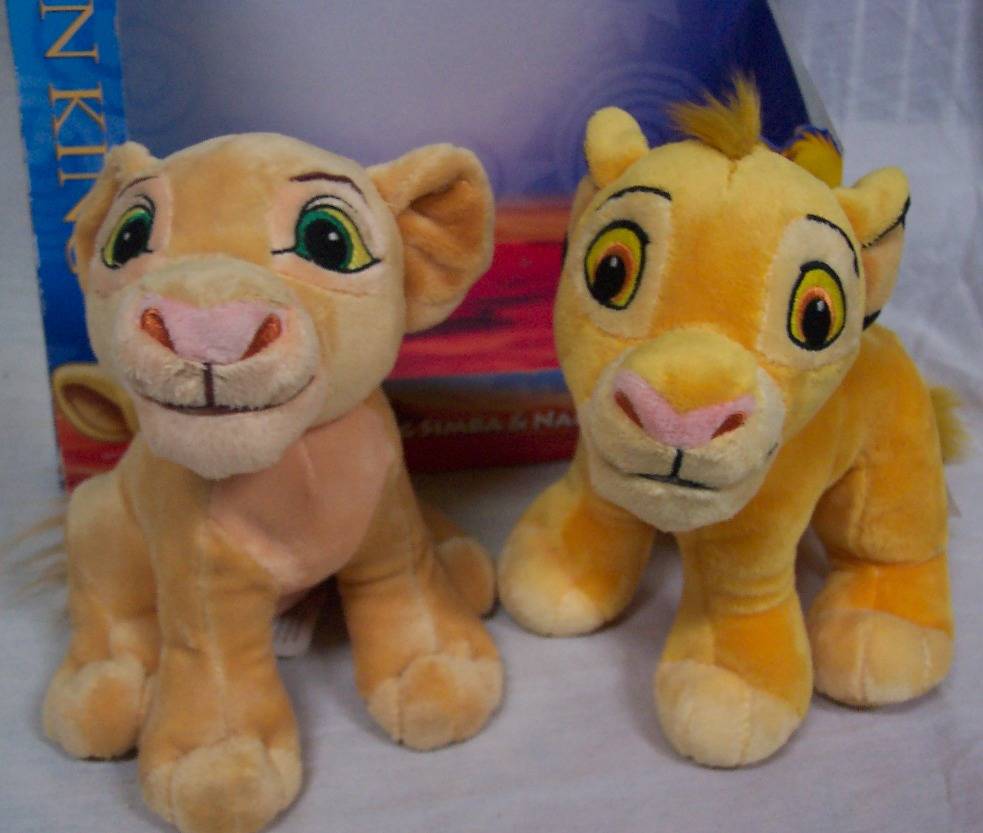 simba and nala stuffed animals kissing