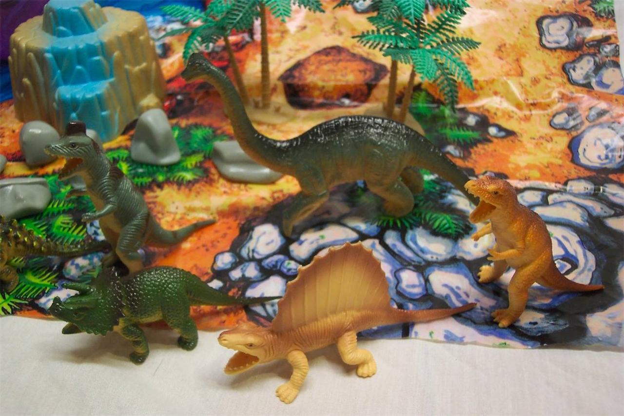 Animal KING'S DINOSAURS TO GO Plastic Figures Toy SET eBay