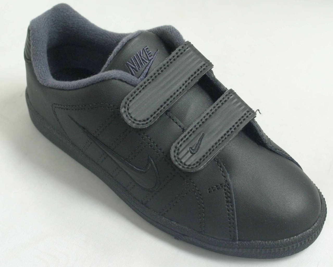 nike velcro trainers size 3