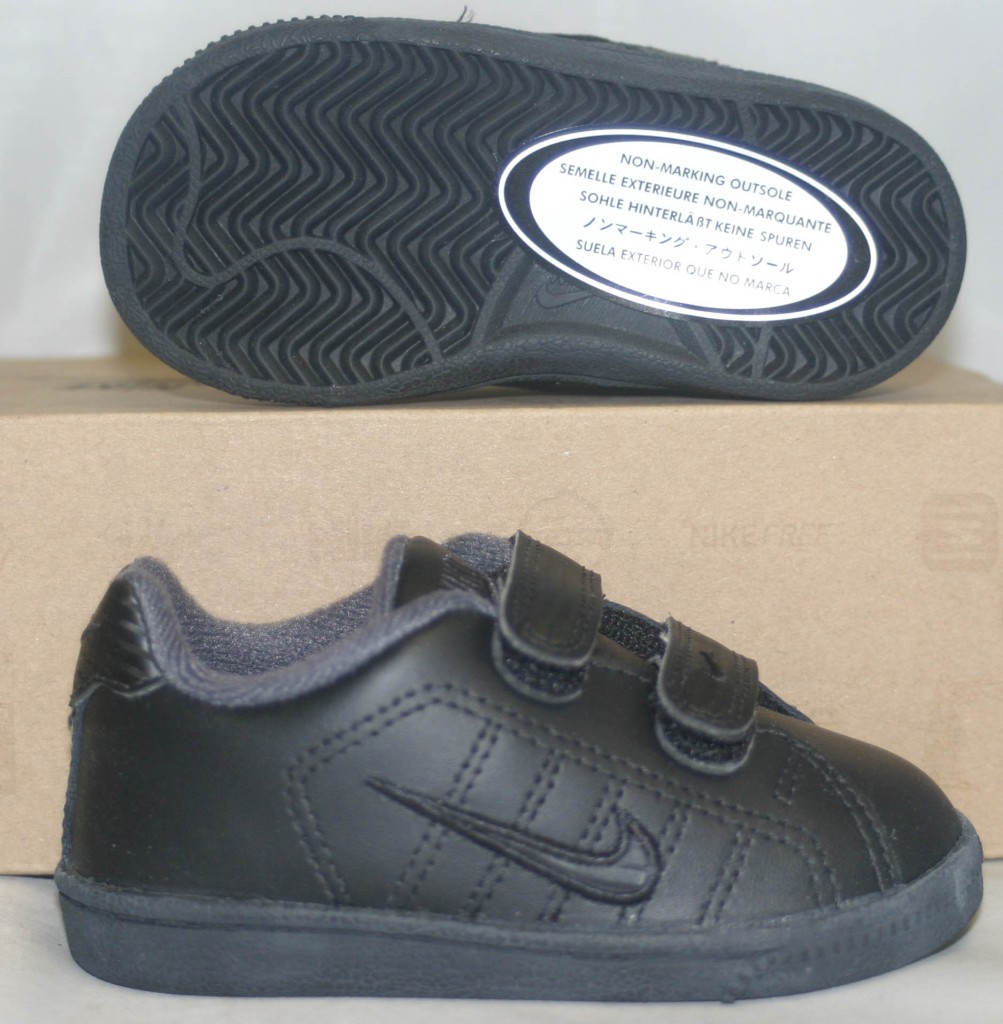 nike black strap shoes