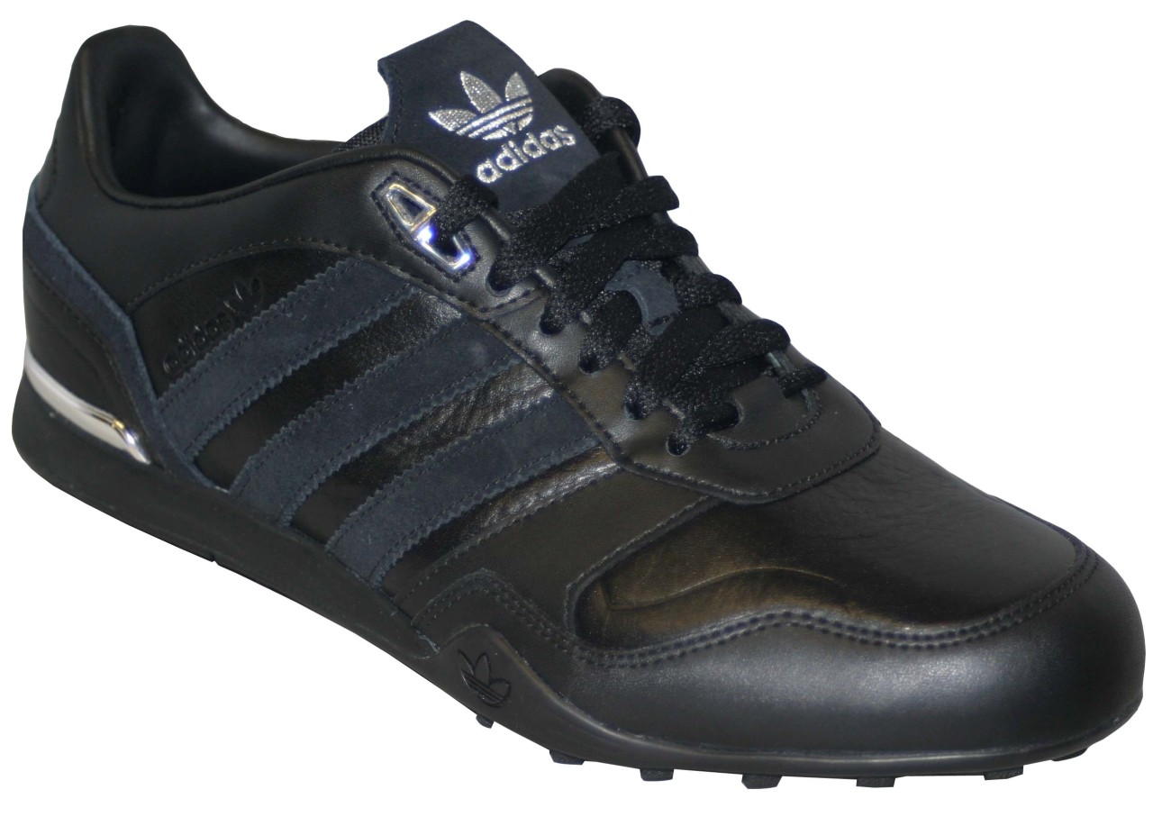 Chaussures foot adidas pas cher Clearance