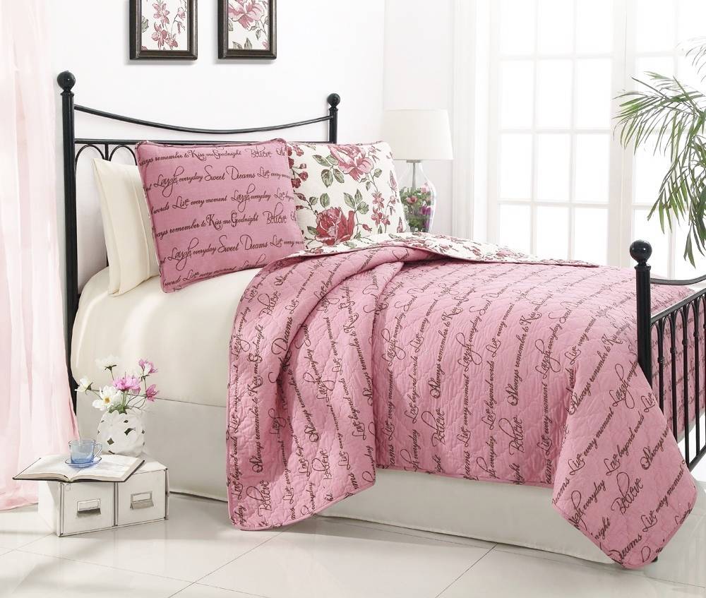 Romantic Reversible Quilt Pink & Ivory Kiss Me Goodnight & Sweet Dreams