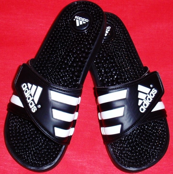 NEW-Womens-ADIDAS-ADISSAGE-Black-White-Massaging-Slides-Flip-Flops-Sandals-Shoe