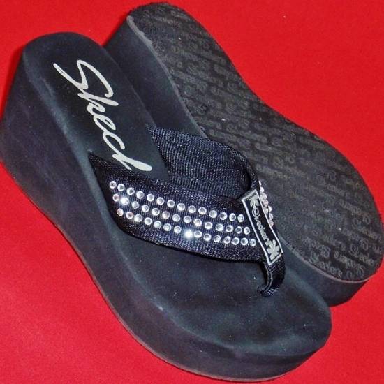 USED Women's SKECHERS RHINESTONE 37547 CALI Black Thongs Wedge Sandals Shoes | eBay