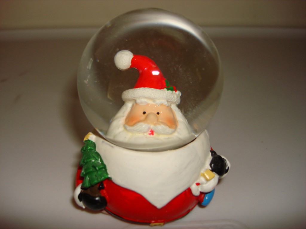 snow globe santa clause w toys christmas tree new ebay snow globe santa clause w toys christmas tree new ebay