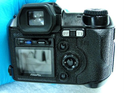 Clearance Digital Cameras on Fuji S5000 Digital Camera Excellent Pictures Reconditioned
