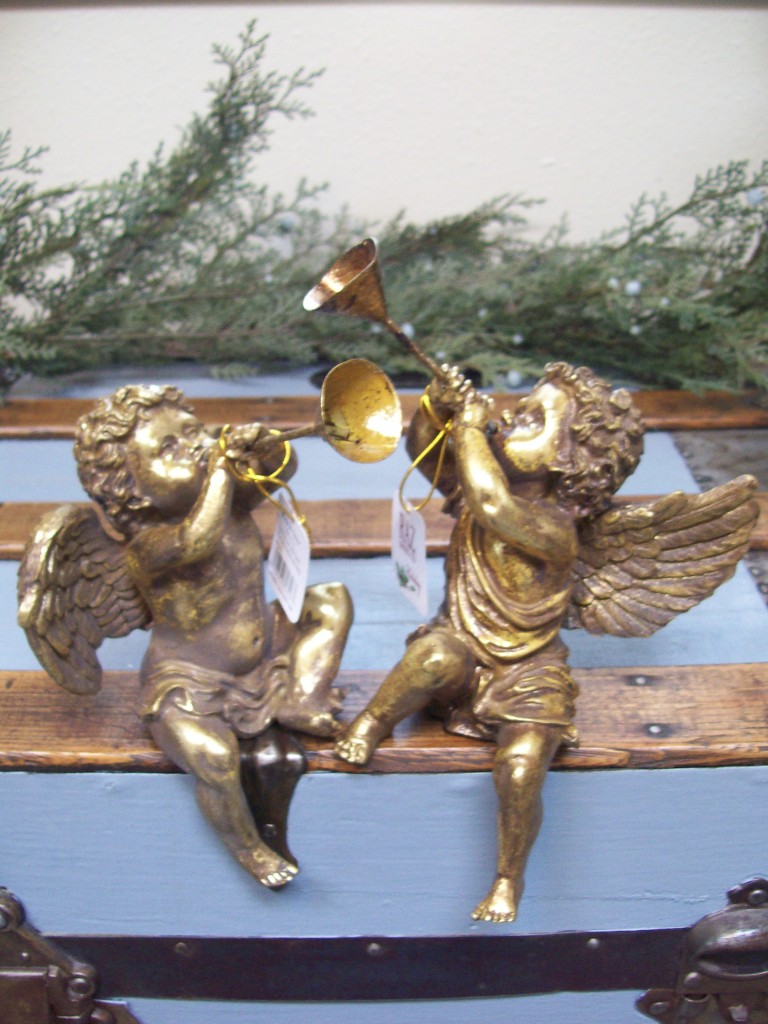 NIB RAZ Imports Pair Gold Angel Cherub &Trumpet Shelf Sitter Christmas