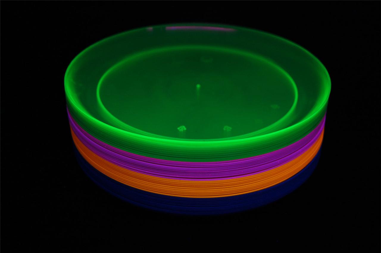 Assorted Neon Blacklight Reactive 7.5 Inch Sturdy Plastic Party Plates