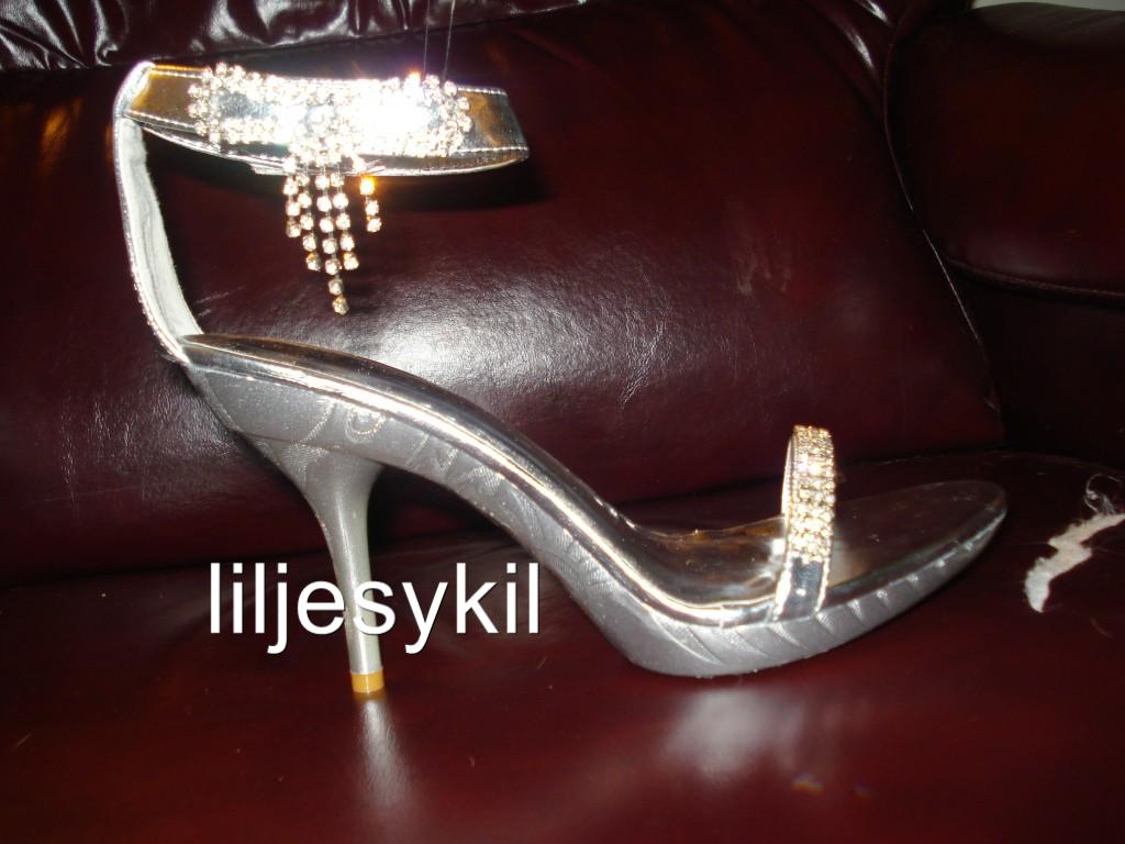 eBay Image Hosting at www.auctiva.com