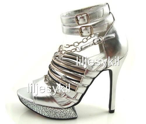 eBay Image Hosting at www.auctiva.com