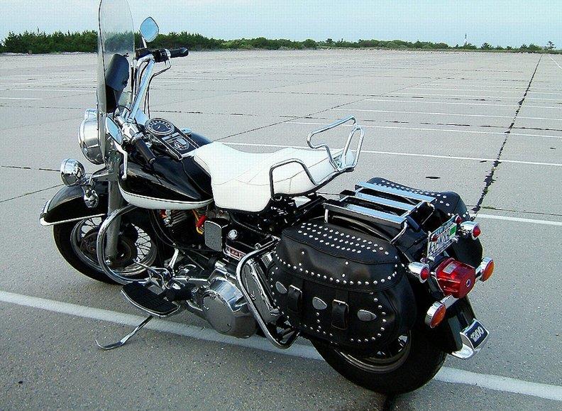 NOS Genuine Harley Davidson White Comfort Flex Seat Shovelhead with