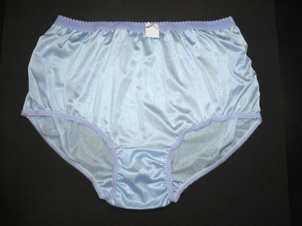 CLASSIC & VINTAGE STYLE BRIEFS NYLON PANTIES, WOMENS HIP 4548, SOFT
