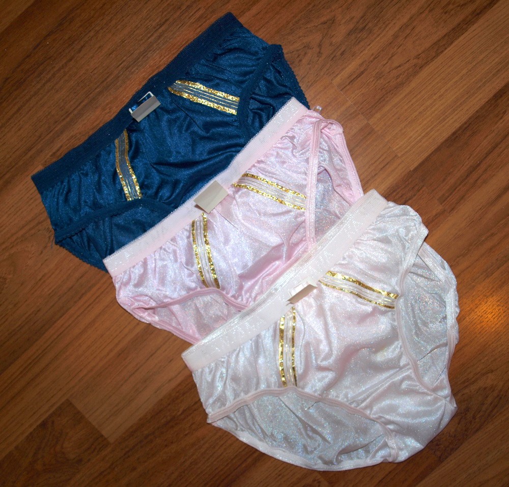 lot of 3 silky nylon brief panties Pink, Blue Women's hip 3436, 1970's