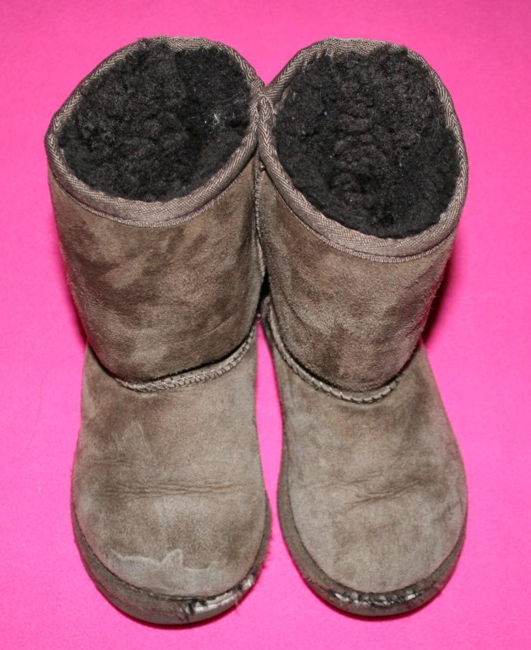used uggs for toddlers used uggs for toddlers
