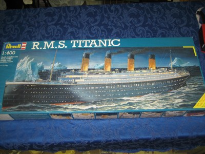 REVELL GERMANY RMS TITANIC HUGE! 1/400 SCALE KIT F/S