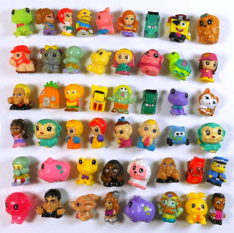 RANDOM 20pcs SQUINKIES Child Mini Figures Loose Toy Girl Boy Xmas Fashion