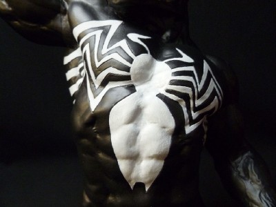 venom vinyl figure