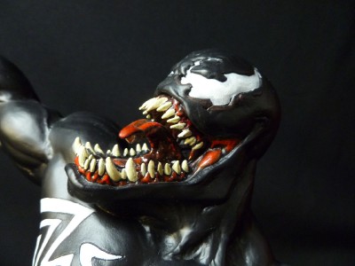 venom vinyl figure