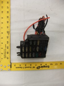 FUSE BOX/PANEL MERCEDES BENZ W202 C-CLASS C180/C200/C220 ... mercedes benz 220 fuse box 