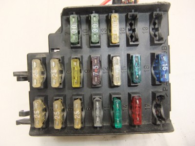 FUSE BOX/PANEL MERCEDES BENZ W202 C-CLASS C180/C200/C220 ... mercedes benz 220 fuse box 