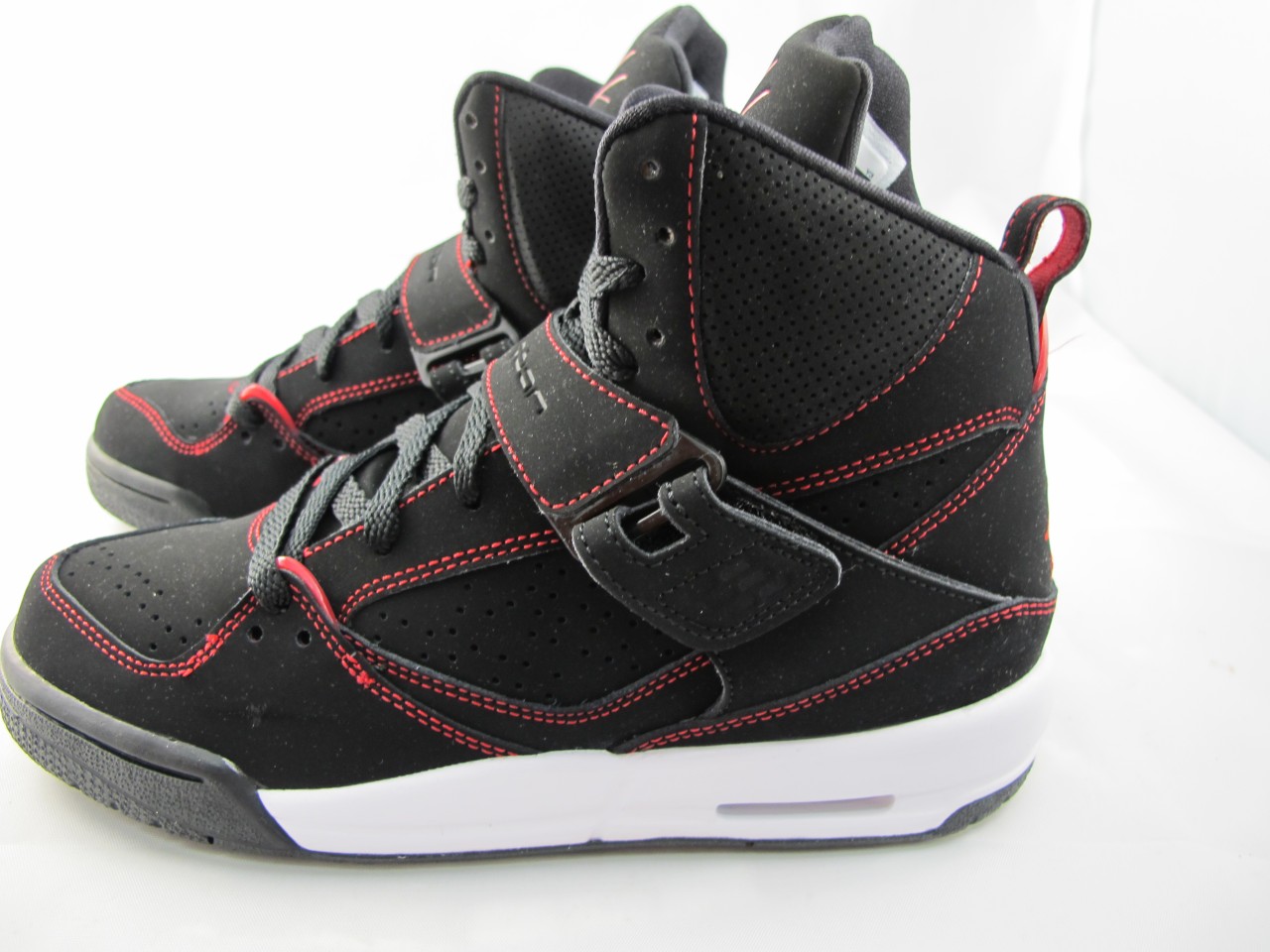 black and red nike flight