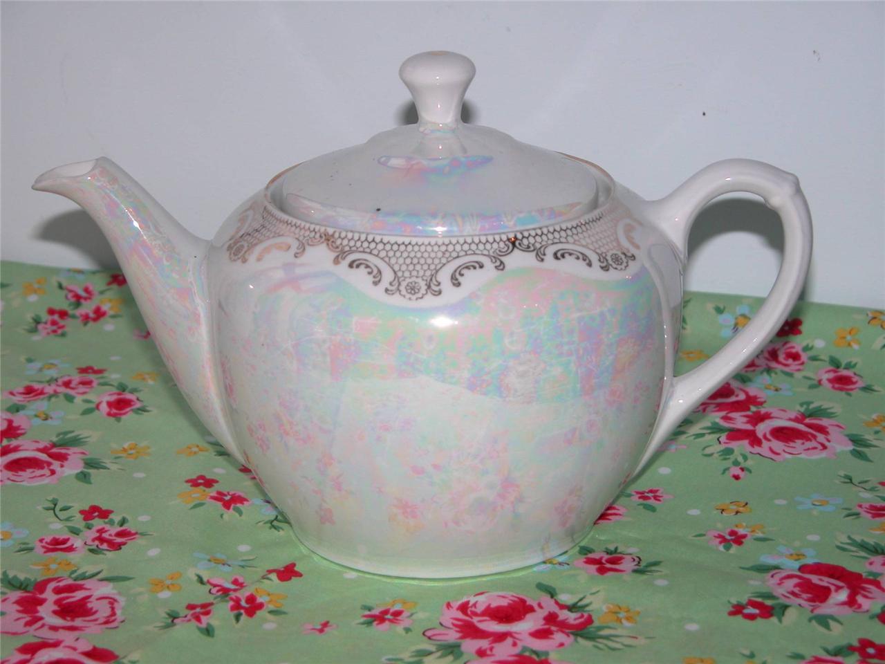 VINTAGE CHINA TEAPOT MISMATCH CHINA VINTAGE TEA PARTY / WEDDING TEAPOTS