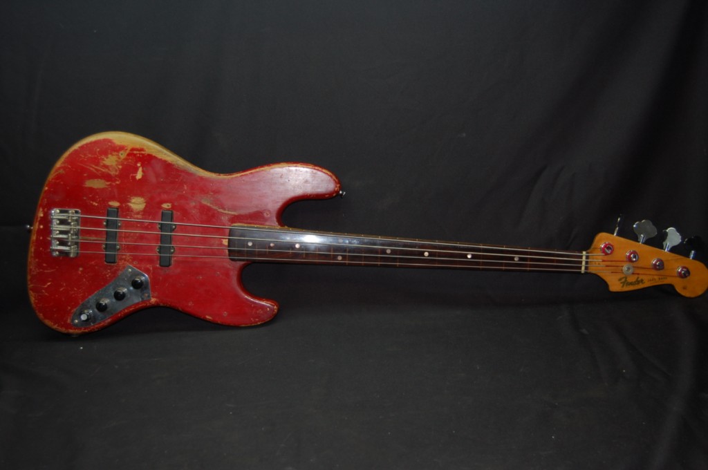 http://img.auctiva.com/imgdata/9/2/1/1/9/9/webimg/300926965_o.jpg