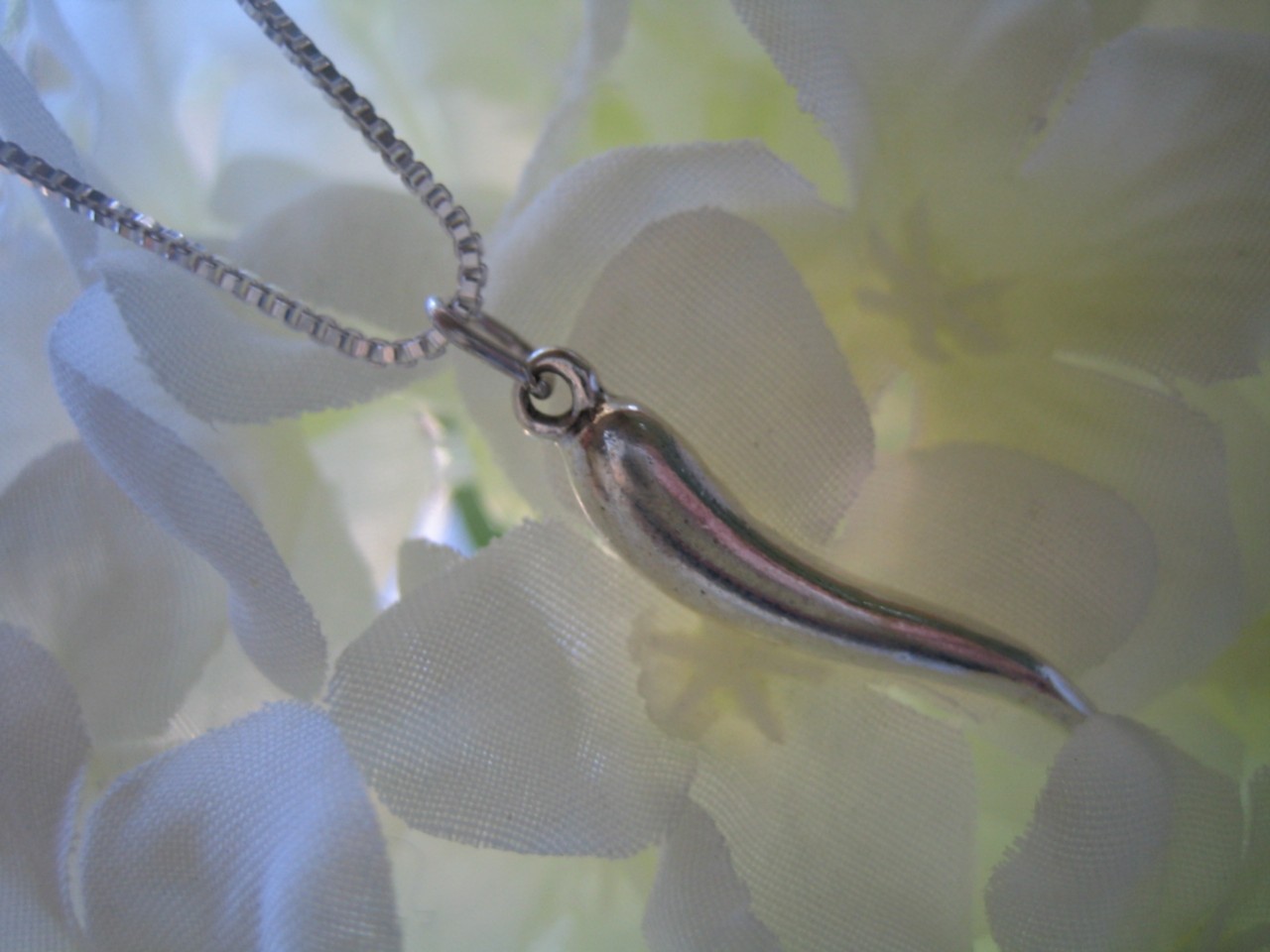 Sterling silver Italian Horn Chili Pepper Good Luck Charm Necklace 1mm box chain eBay